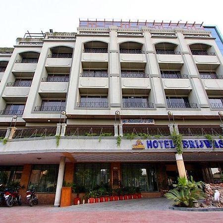 Hotel Brijwasi Royal Mathura Esterno foto